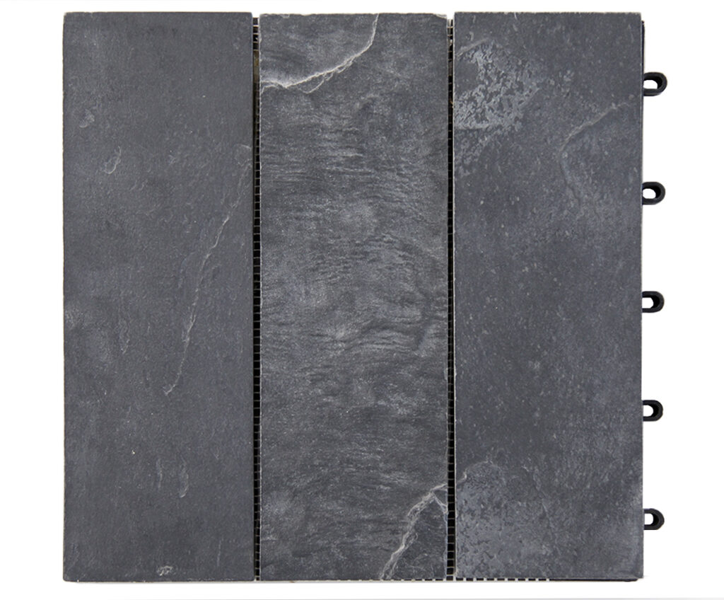 PIZARRA NEGRA SOBRE BASE PLASTICA - 30X30 CM.