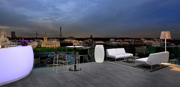 espacios exteriores con la piedra natural como protagonista