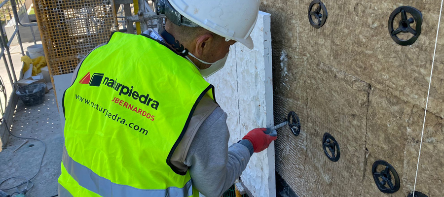 colocación piedra natural