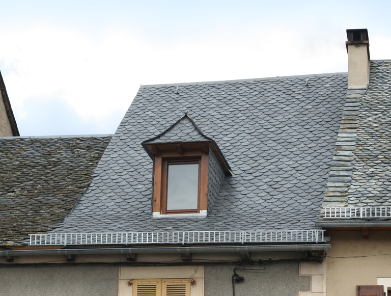 pizarra cubierta ojiva naturpiedra