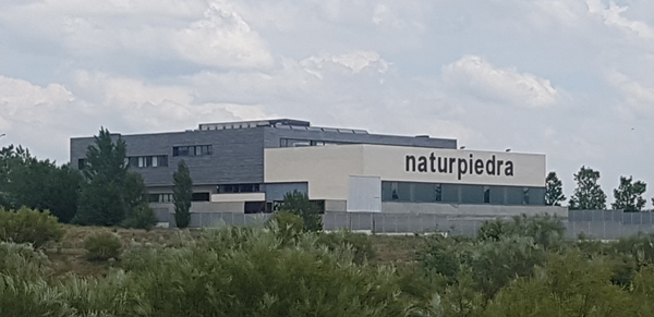 sede naturpiedra en villanueva del pardillo