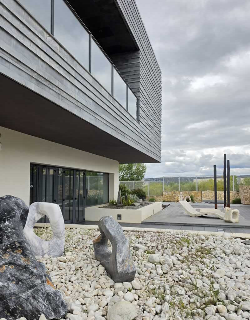 SHOWROOM Y ALMACÉN DE PIEDRA NATURAL EN VILLANUEVA DEL PARDILLO (MADRID)