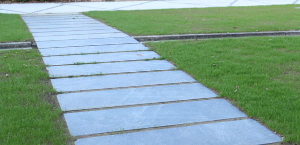 pasos de gran formato para jardín