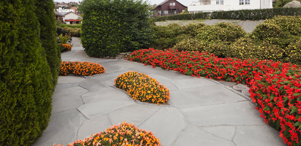 solado exterior de piedra natural para jardines