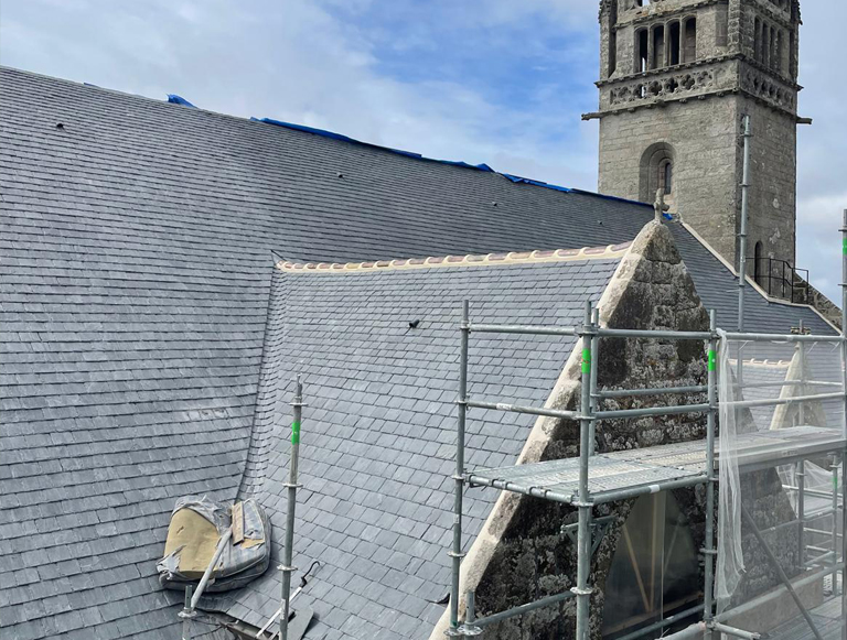 cubierta pizarra proyecto iglesia Bretaña, Francesa
