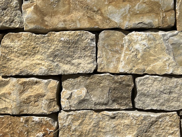 Laja gold naturpiedra revestimiento exterior