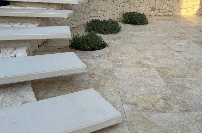 Solado travertino naturpiedra