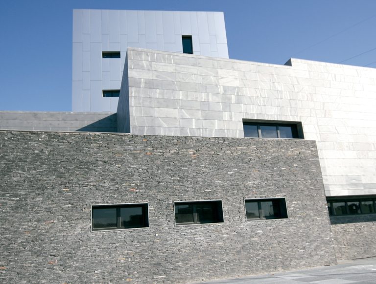 lajas y baldosas filita naturpiedra gris acabado natural