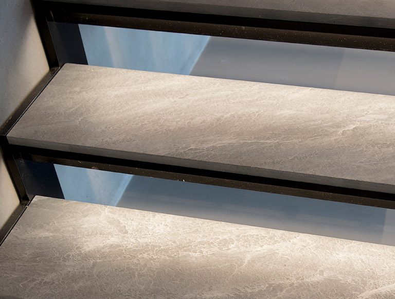 escalera filita naturpiedra acabado arenado