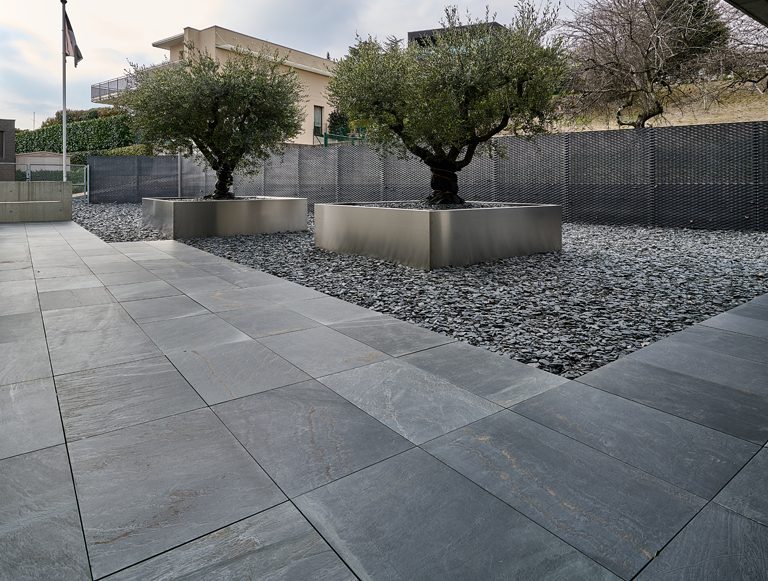 solado exterior filita envejecida naturpiedra acabado envejecido vivienda Finlandia